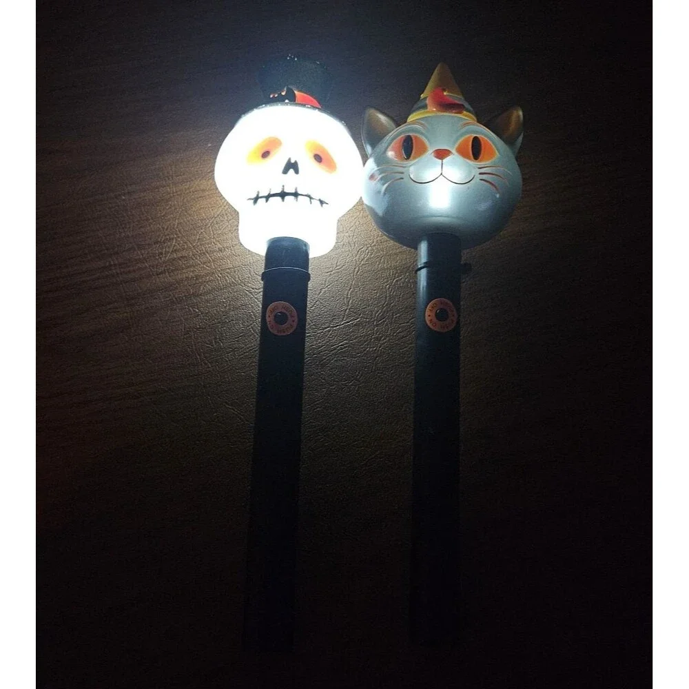Halloween Light Up Wand Lot 2 Skeleton Skull Black Cat Witch Vintage Style